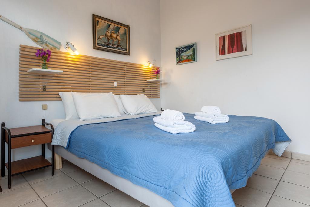 Thea By Kottas * Skopelos Town